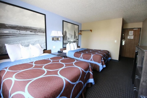 Super 8 by Wyndham Kenosha/Pleasant Prairie image 14