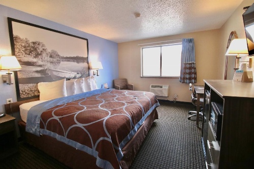 Super 8 by Wyndham Kenosha/Pleasant Prairie image 23