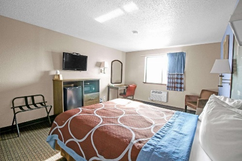 Super 8 by Wyndham Kenosha/Pleasant Prairie image 26