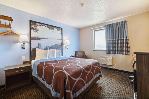 Super 8 by Wyndham Kenosha/Pleasant Prairie image 34