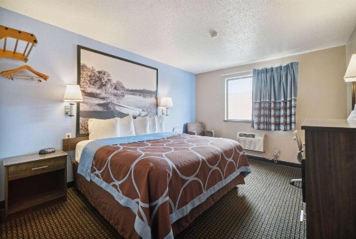 Super 8 by Wyndham Kenosha/Pleasant Prairie image 37